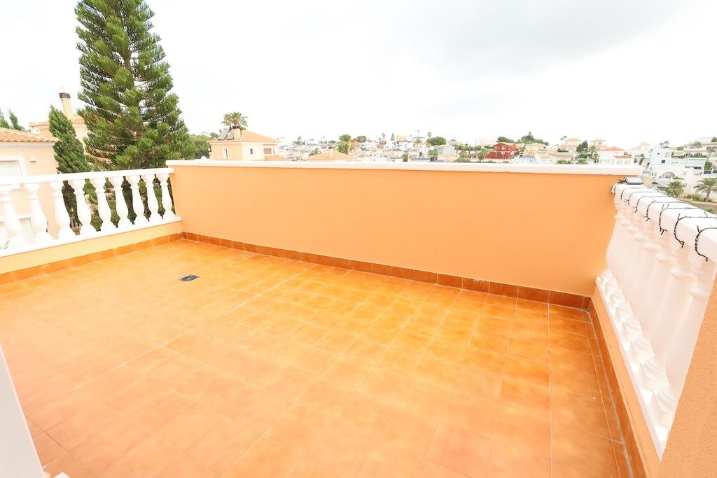 Villa for Sale in San Miguel de Salinas, Alicante