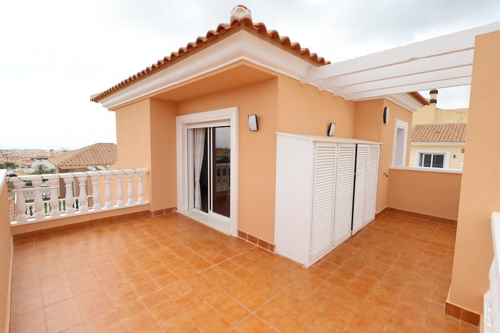 Villa for Sale in San Miguel de Salinas, Alicante