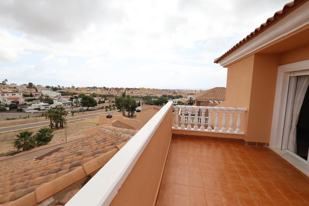 Villa for Sale in San Miguel de Salinas, Alicante