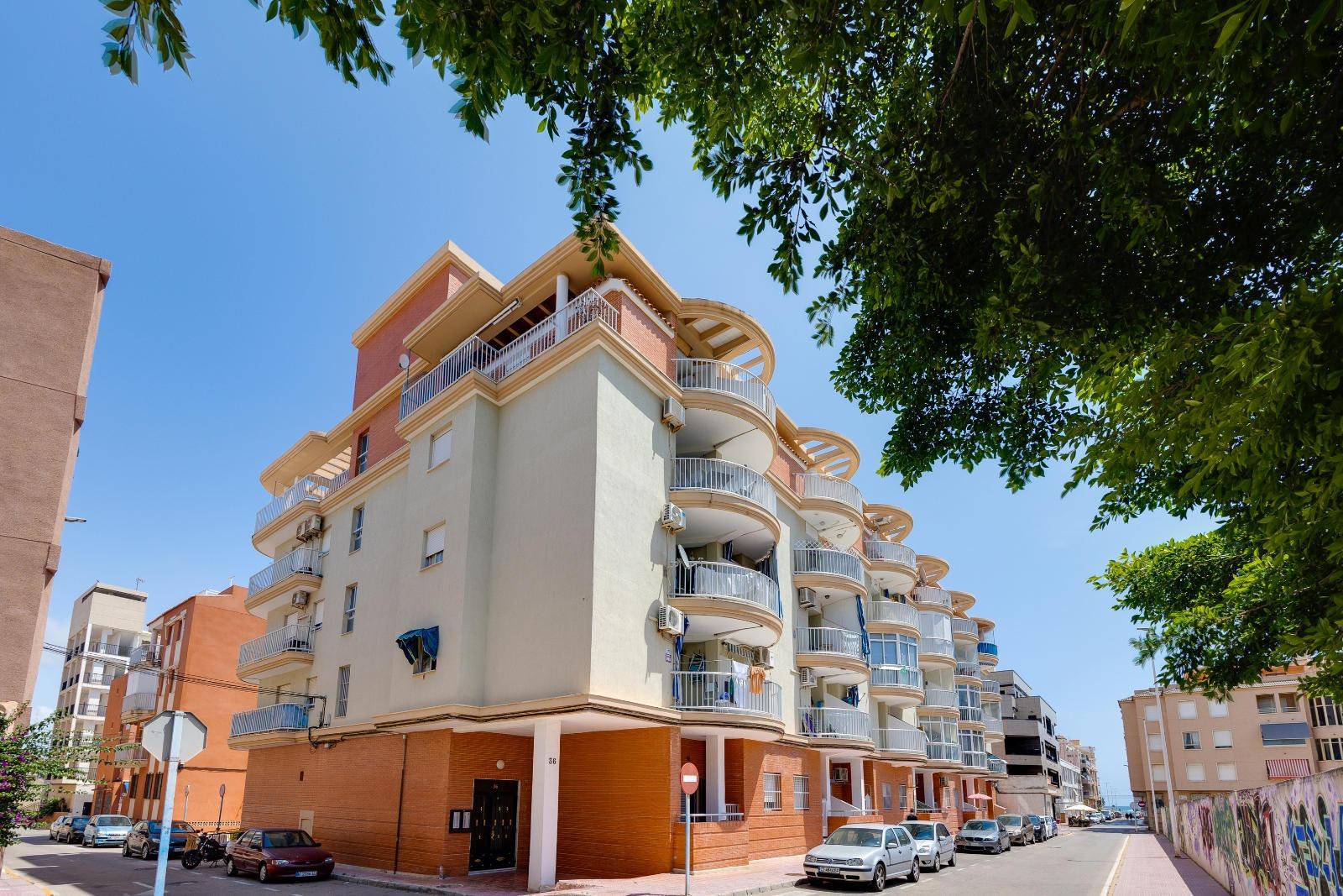 2-1 Apartment for Sale in Torrevieja, Alicante