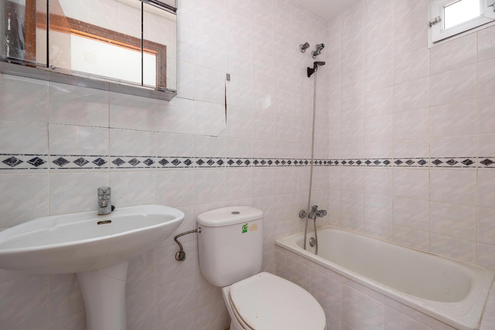 Apartment for Sale in Torrevieja, Alicante