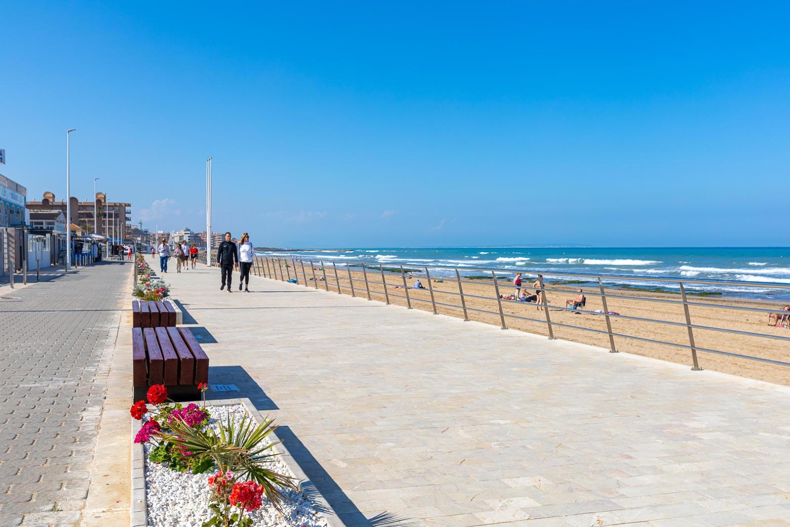 Apartment for Sale in Torrevieja, Alicante