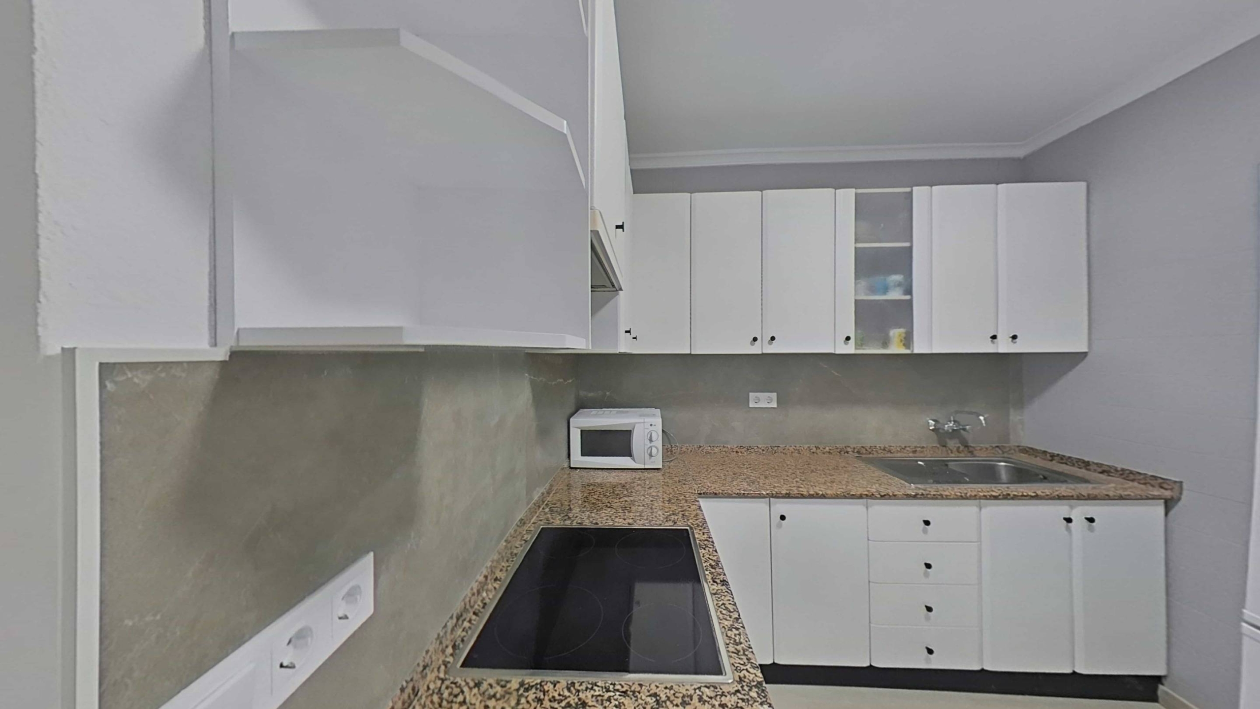 Bungalow for Sale in San Pedro del Pinatar, Murcia