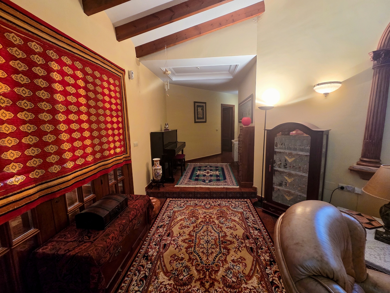 Villa for Sale in Elche, Alicante