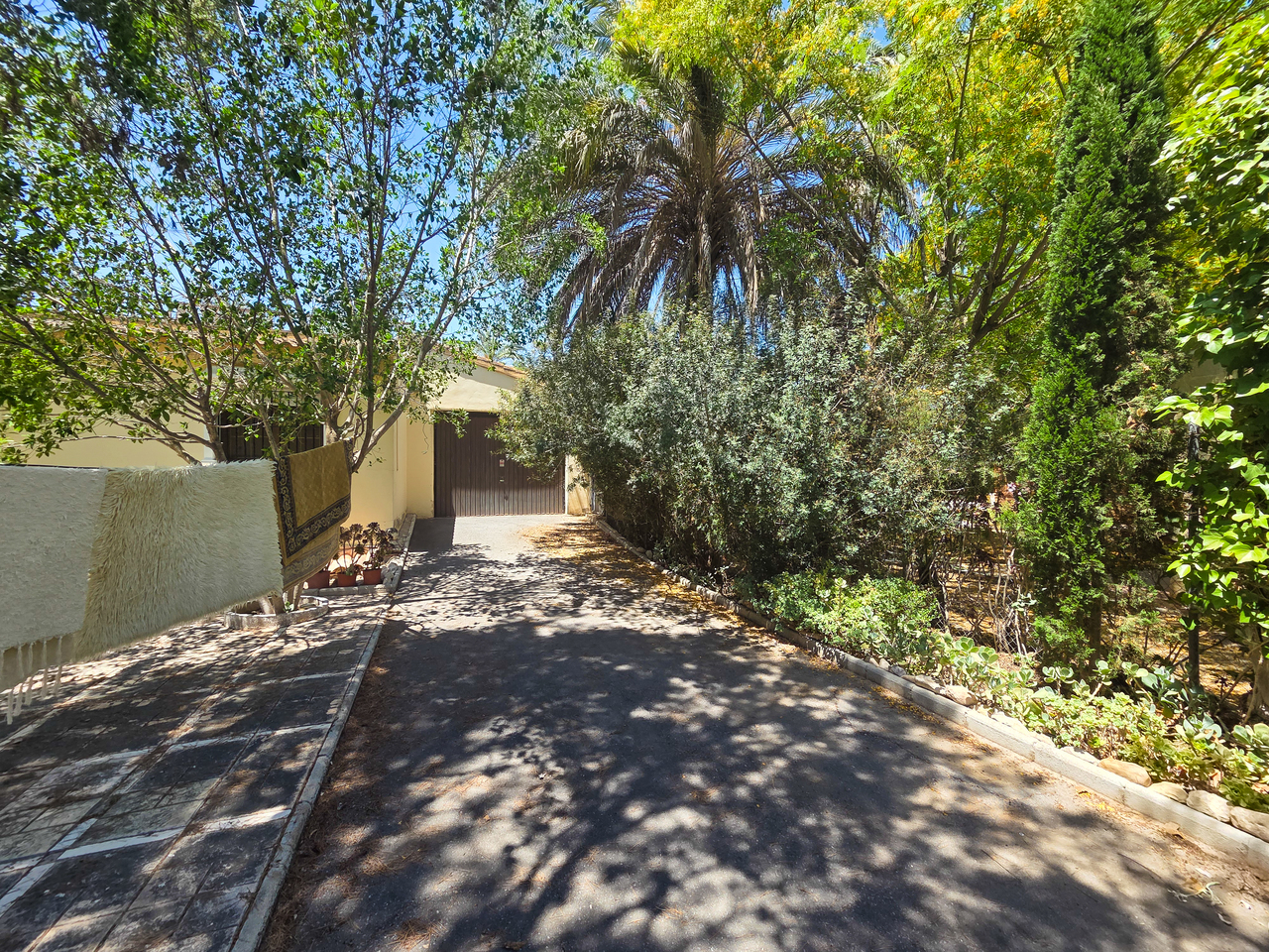 Villa for Sale in Elche, Alicante