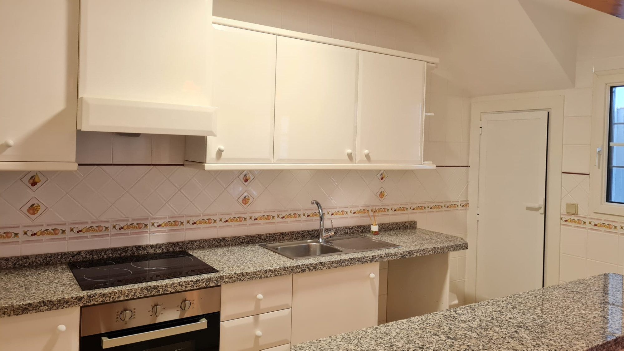 Bungalow for Sale in Villamartin, Alicante