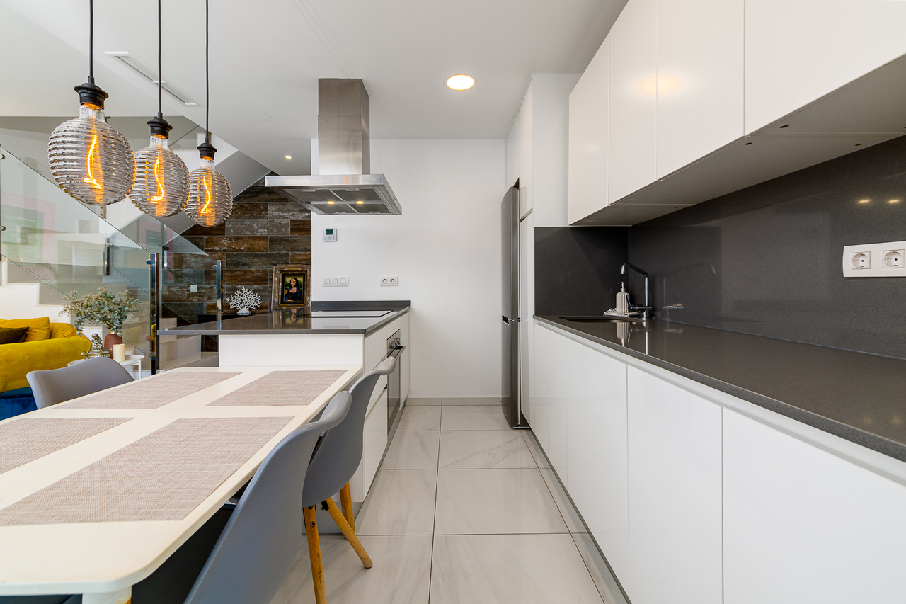 Town House for Sale in Villamartin, Alicante