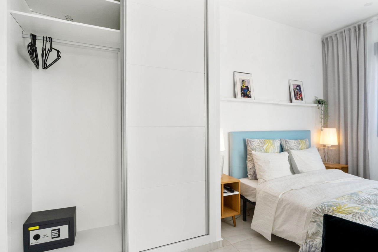 Town House for Sale in Villamartin, Alicante