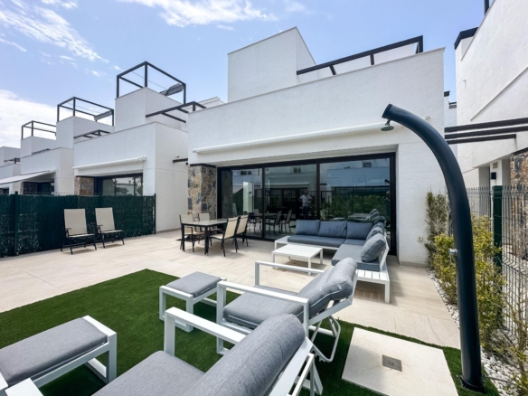 Villa for Sale in Los Alcazares, Murcia