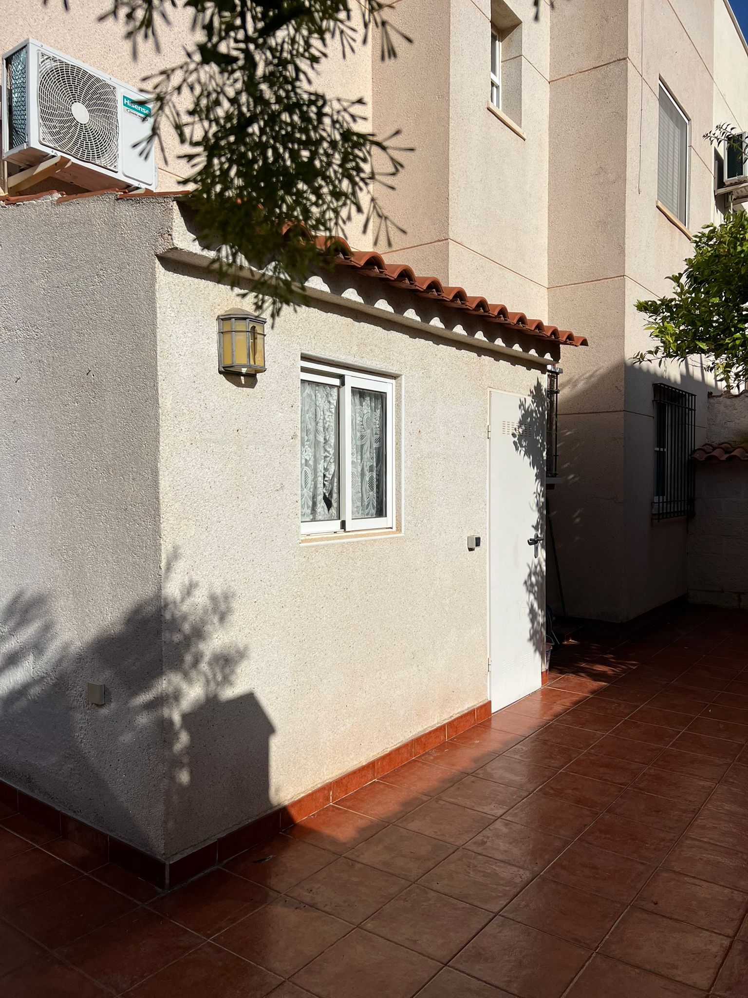 Corner townhouse with large patio and communal pool in Playa Flamenca, Orihuela Costa