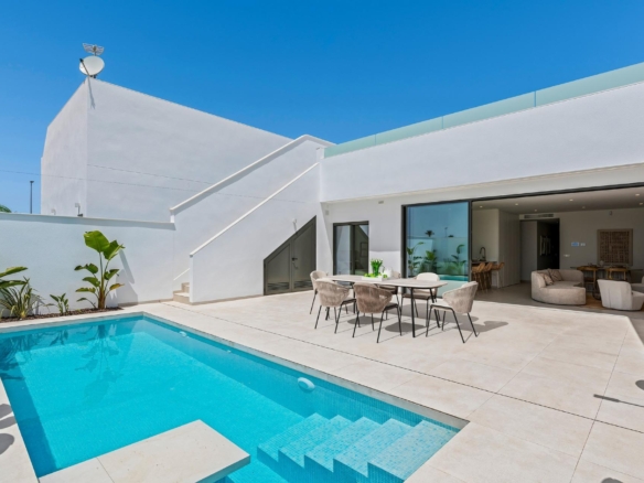 DESIGN BUNGALOW BY THE SEA