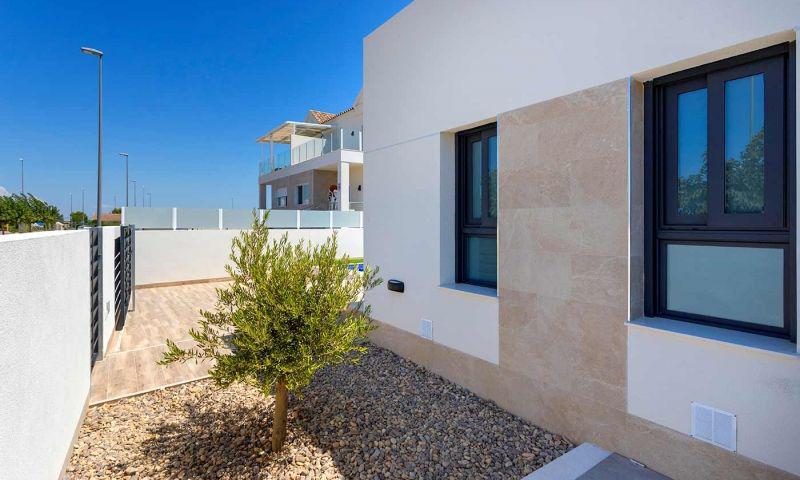 NEW BUILD VILLAS IN FINESTRAT WITH SEA VIEWS