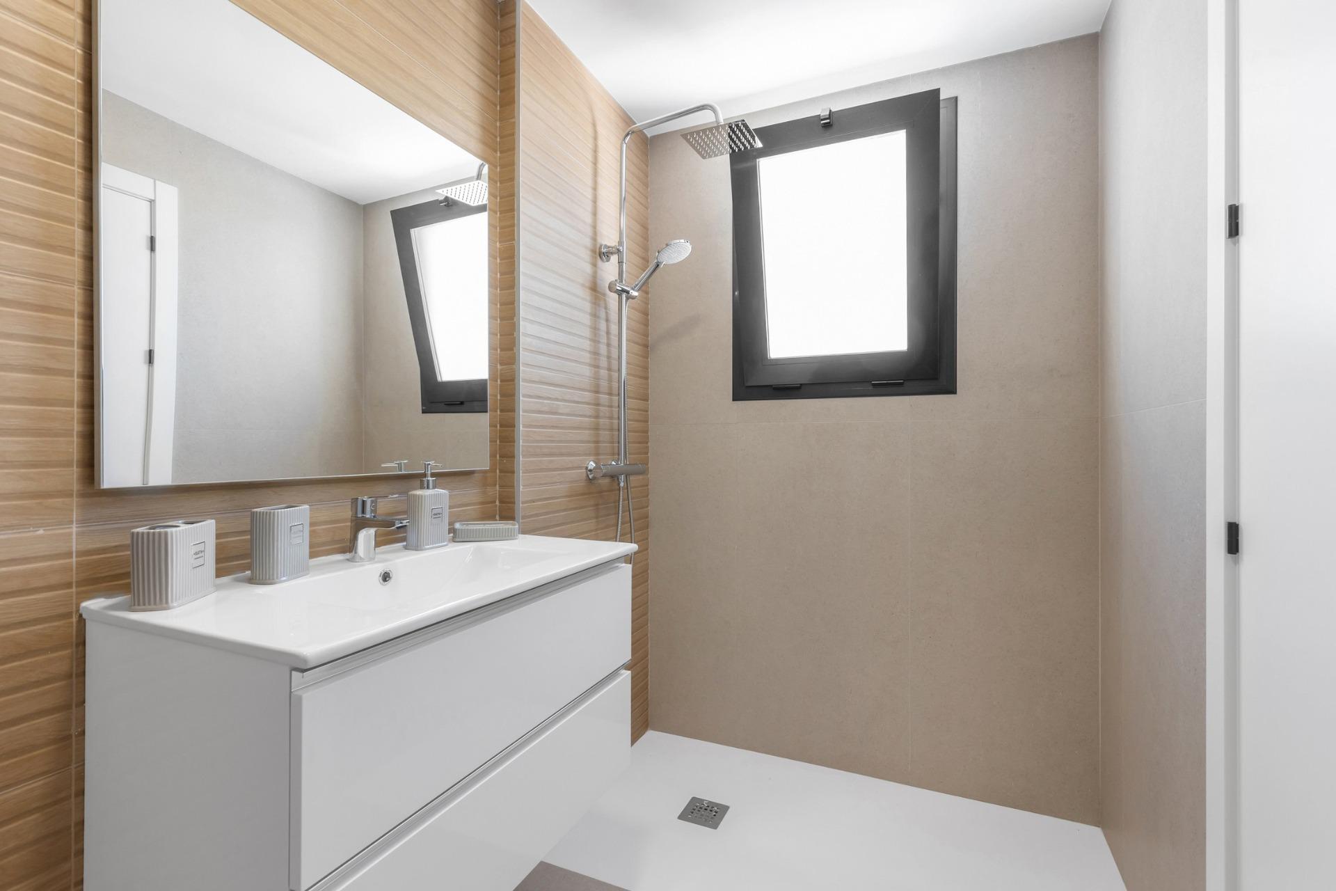 Modern Townhouses with Solarium and Basement in Rafal, Alicante