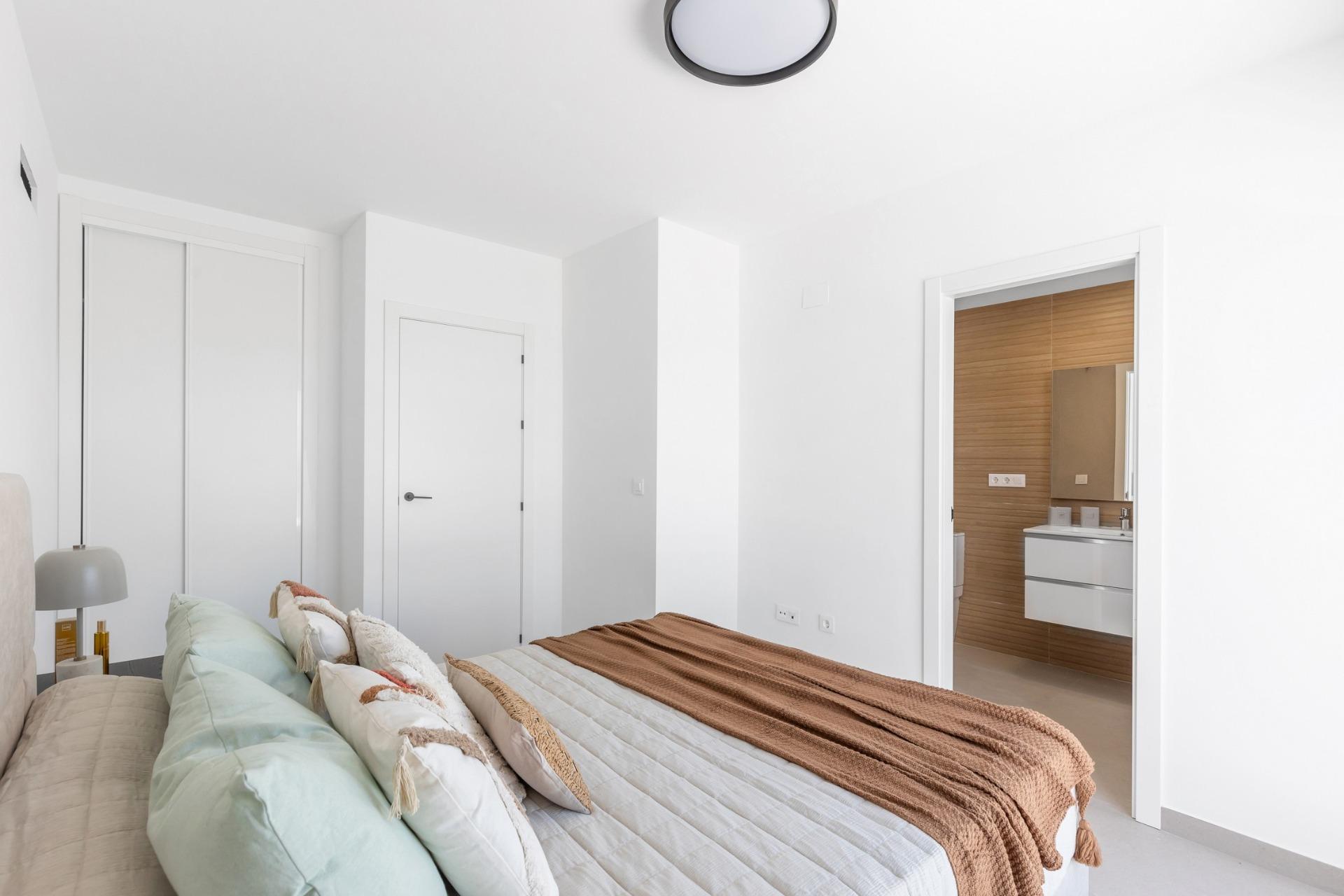 Modern Townhouses with Solarium and Basement in Rafal, Alicante