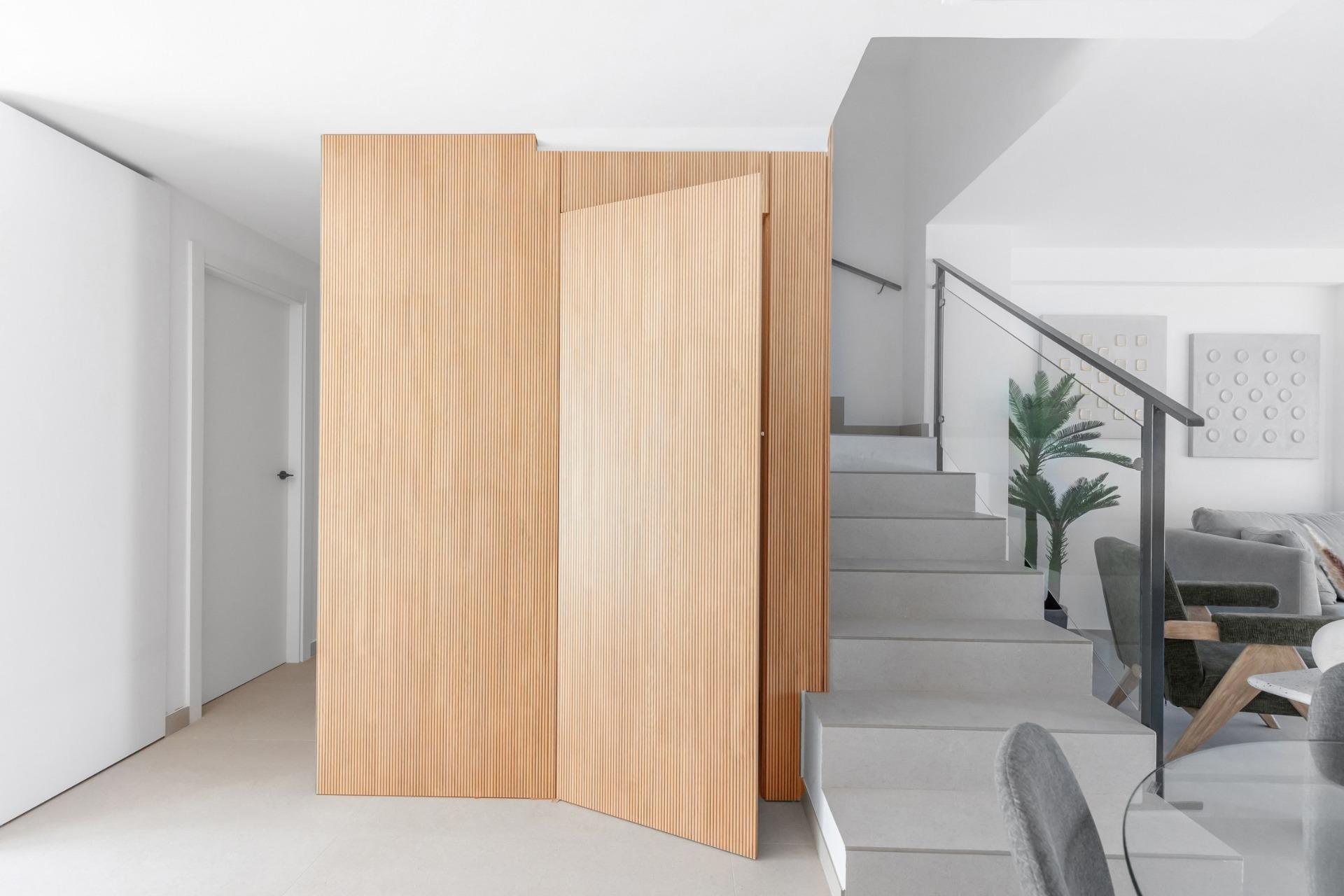 Modern Townhouses with Solarium and Basement in Rafal, Alicante