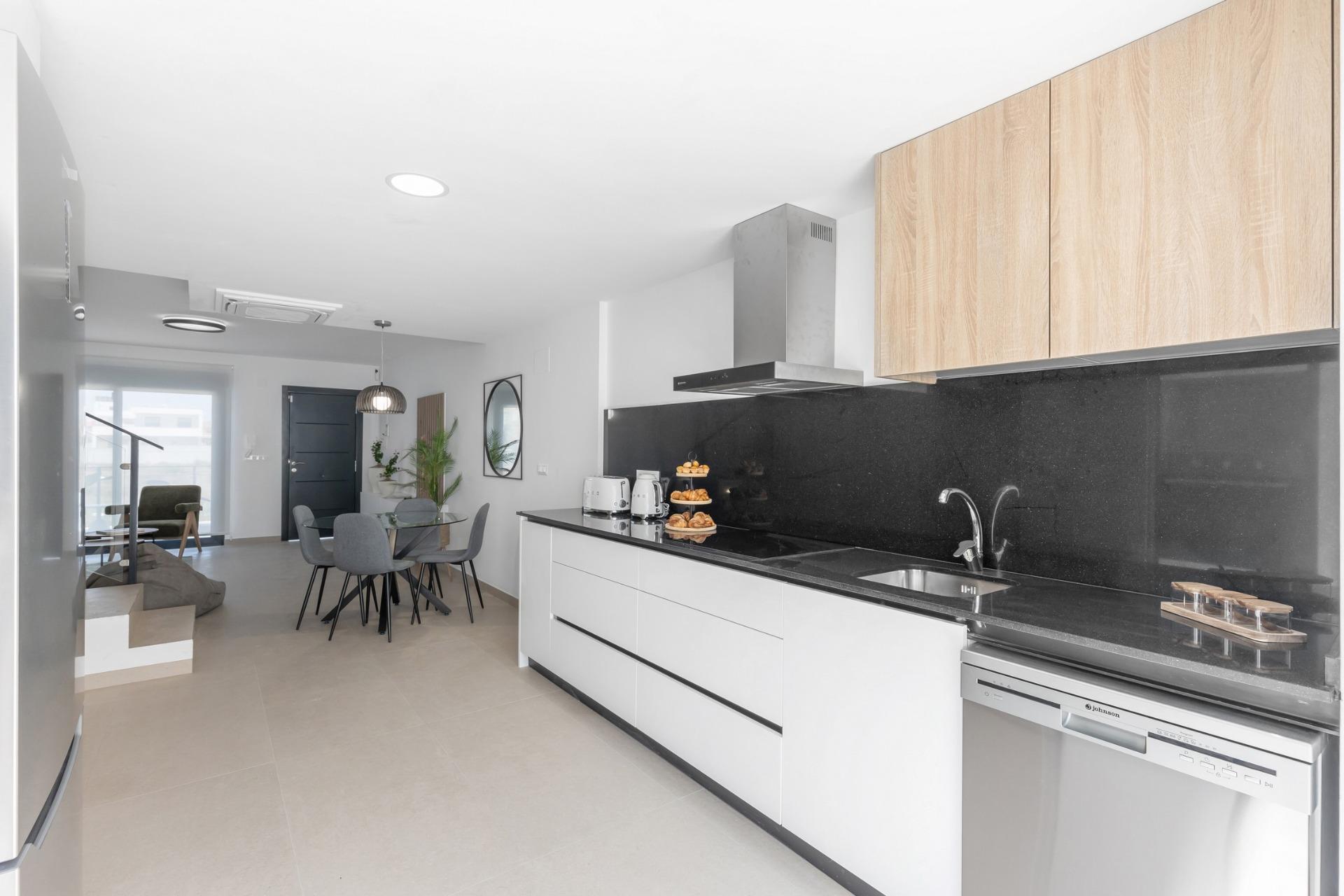 Modern Townhouses with Solarium and Basement in Rafal, Alicante