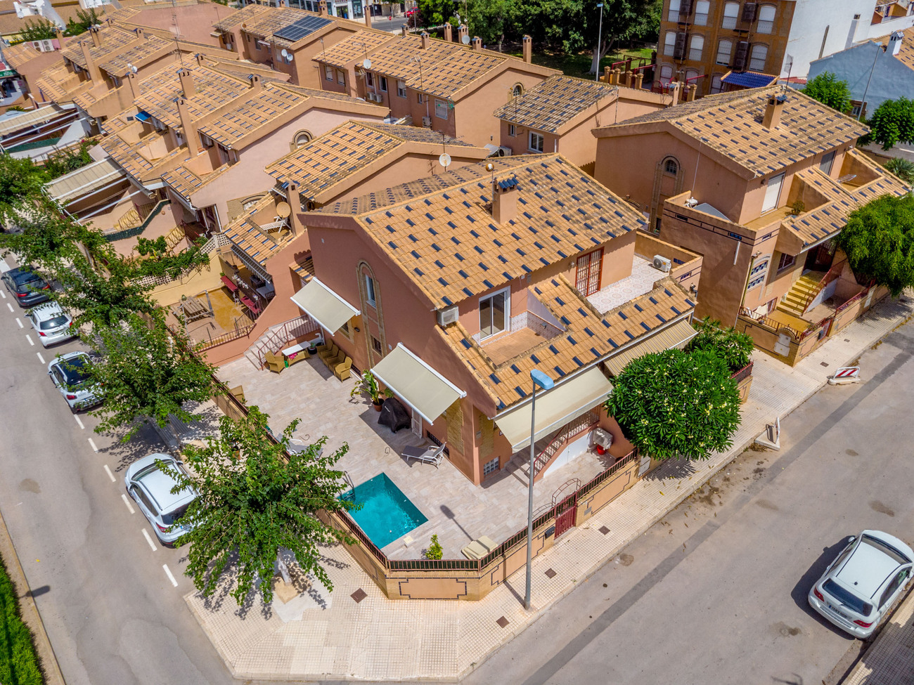 Villa for Sale in Torre de La Horadada, Alicante