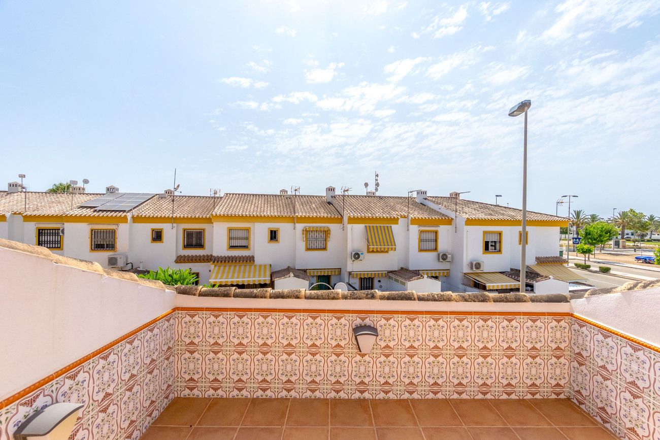 Villa for Sale in Torre de La Horadada, Alicante