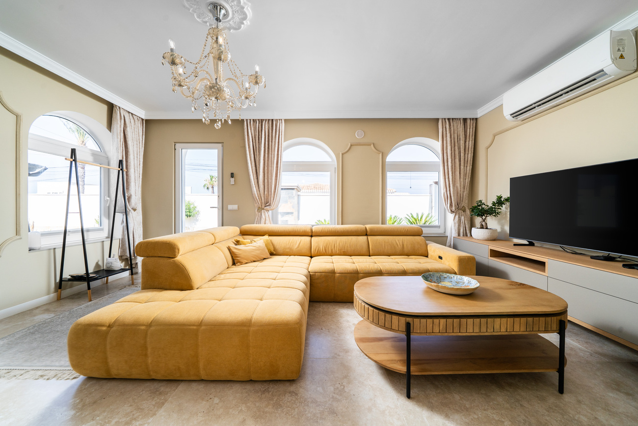 Villa for Sale in Torrevieja, Alicante