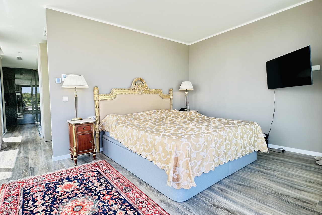 Villa for Sale in Las Colinas Golf, Alicante