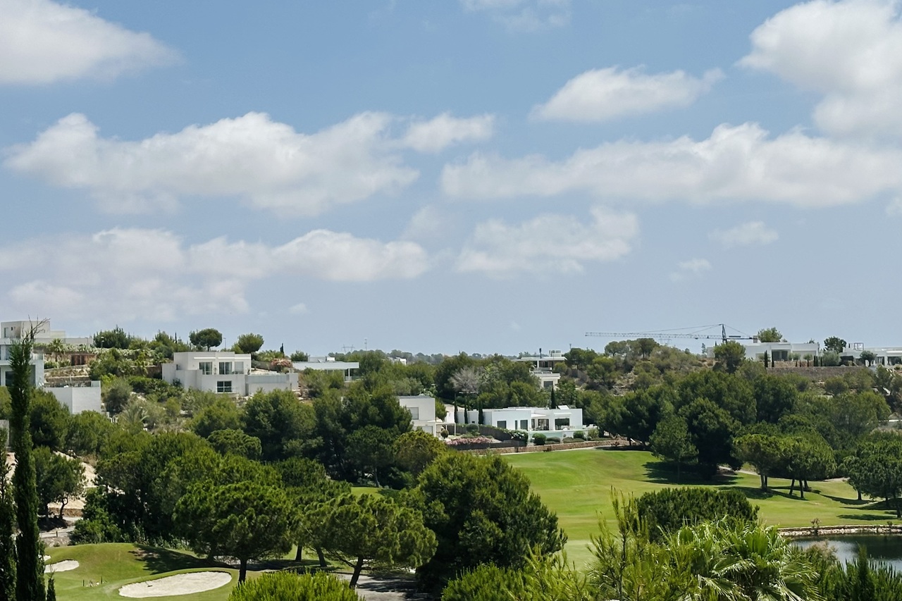 Villa for Sale in Las Colinas Golf, Alicante