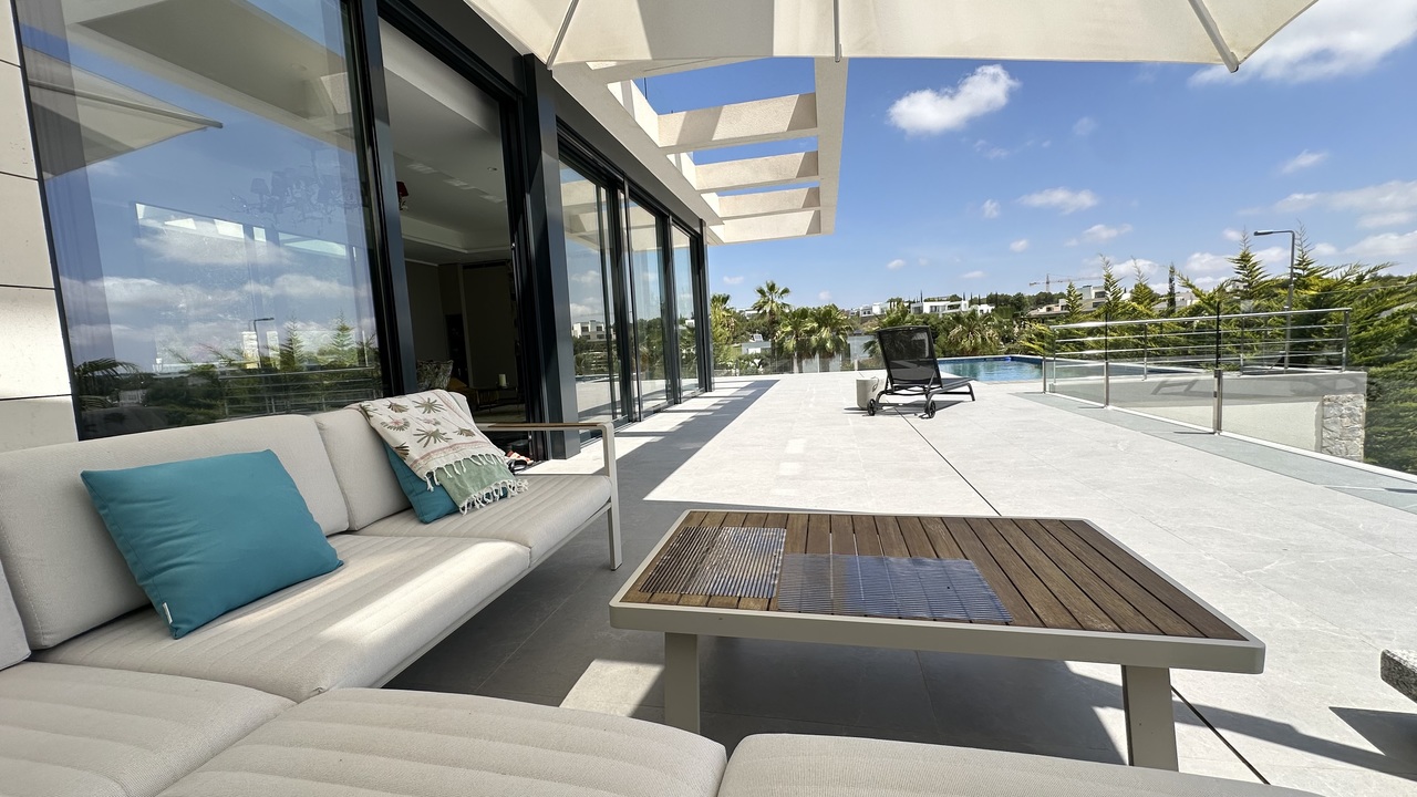 Villa for Sale in Las Colinas Golf, Alicante