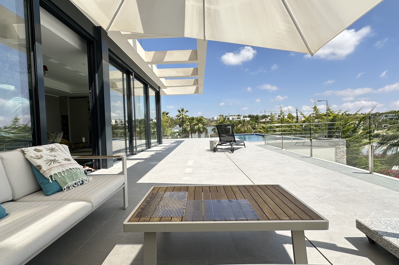 Villa for Sale in Las Colinas Golf, Alicante