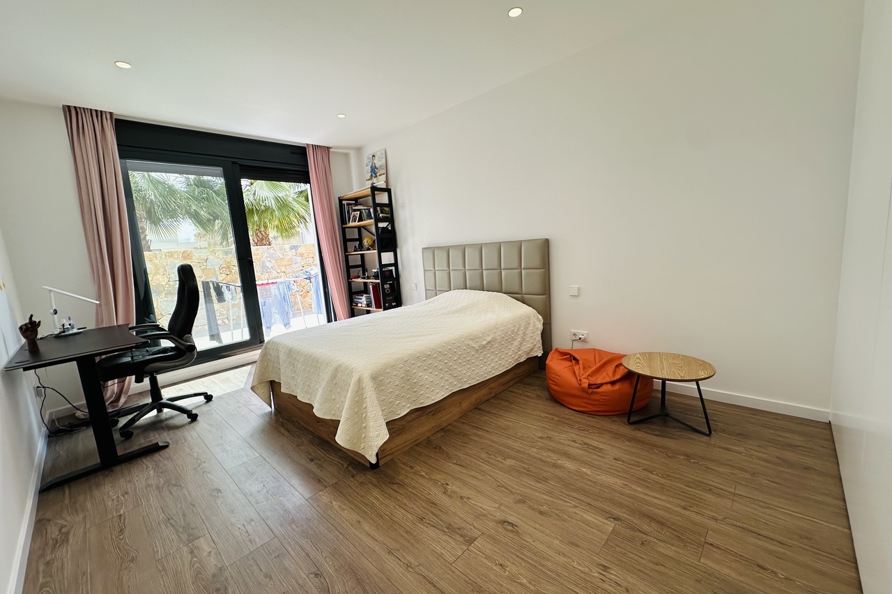 Villa for Sale in Las Colinas Golf, Alicante