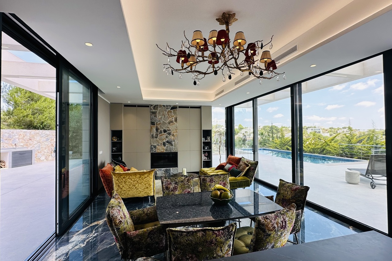 Villa for Sale in Las Colinas Golf, Alicante
