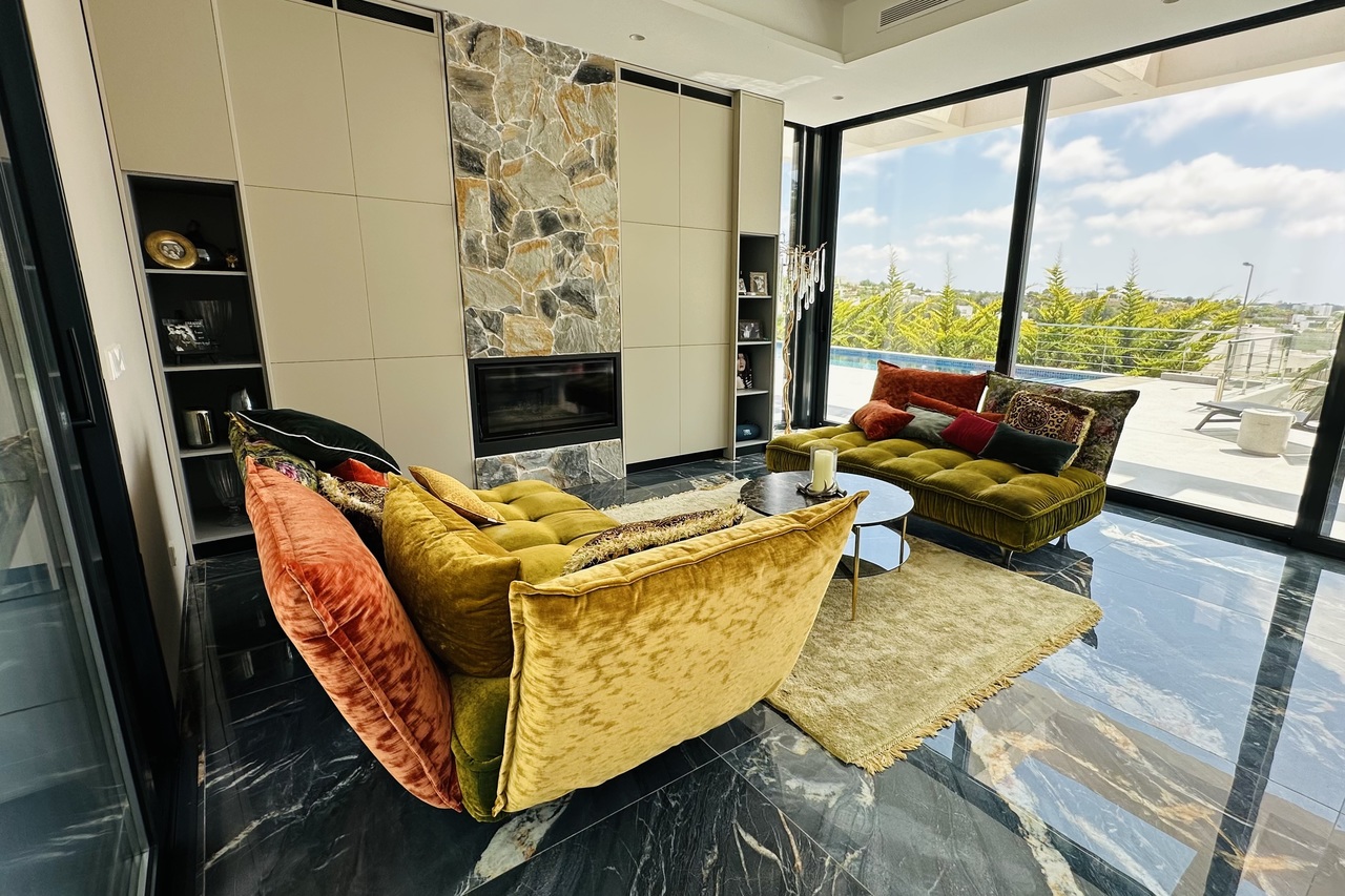 Villa for Sale in Las Colinas Golf, Alicante
