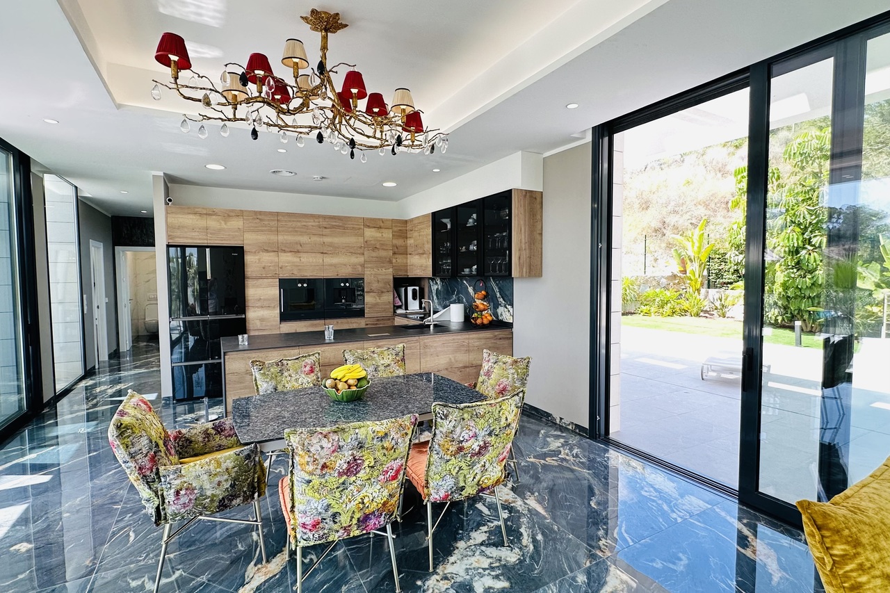 Villa for Sale in Las Colinas Golf, Alicante