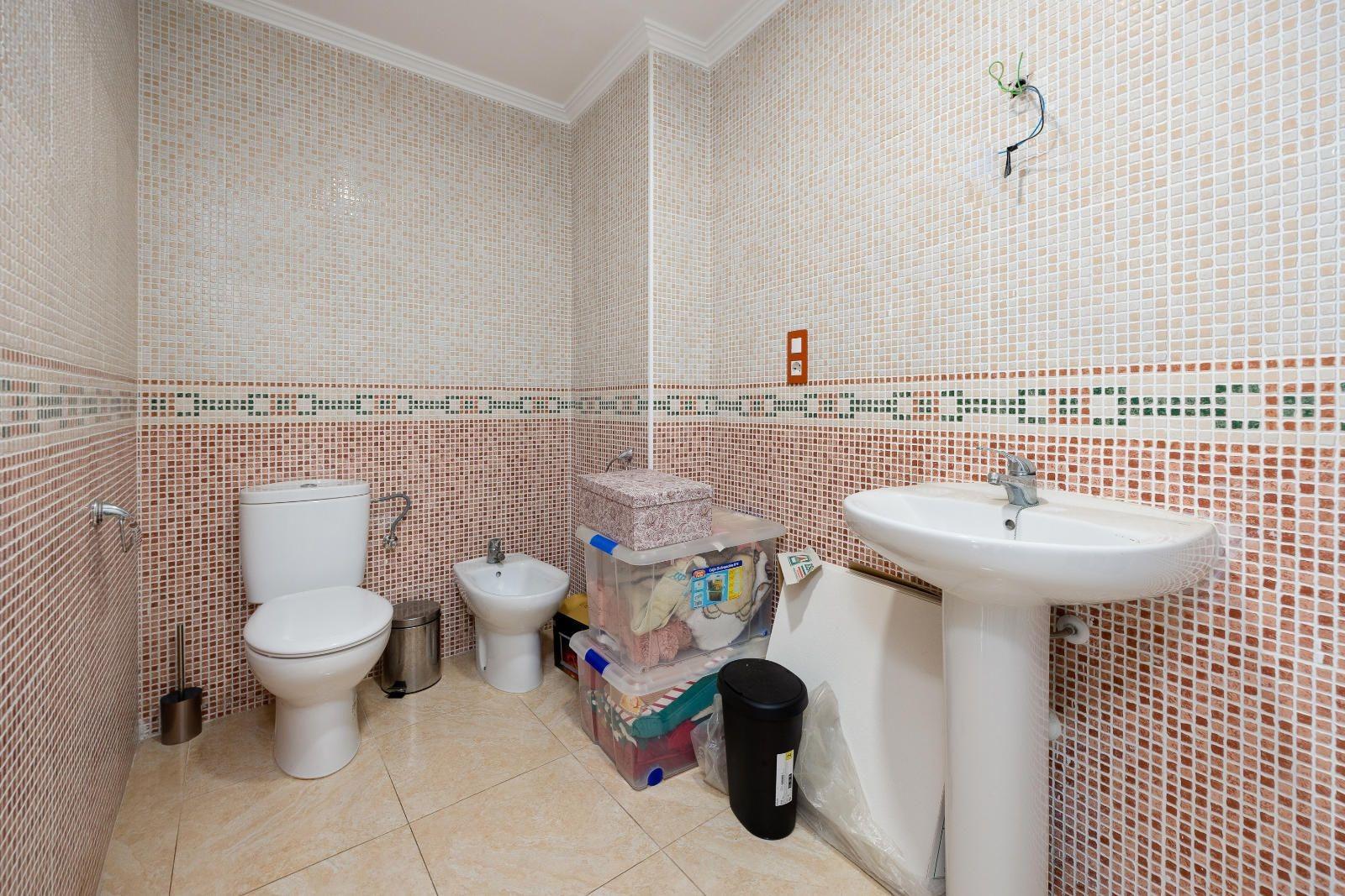 Commercial for Sale in Torrevieja, Alicante