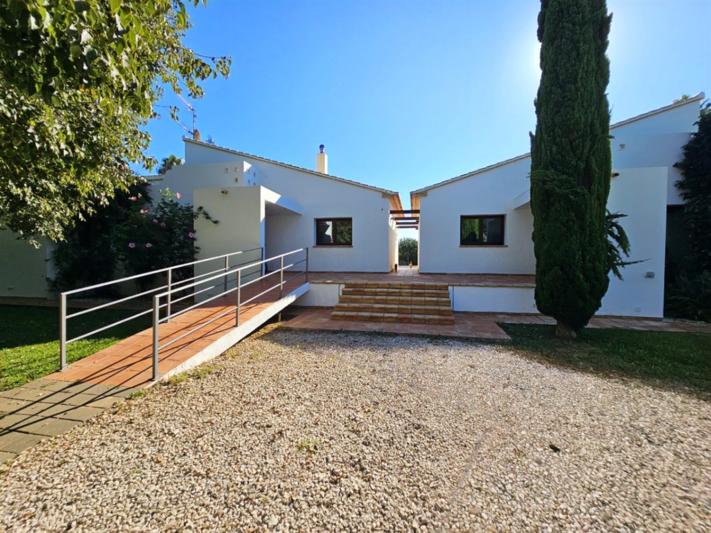 Villa for Sale in Ondara, Alicante