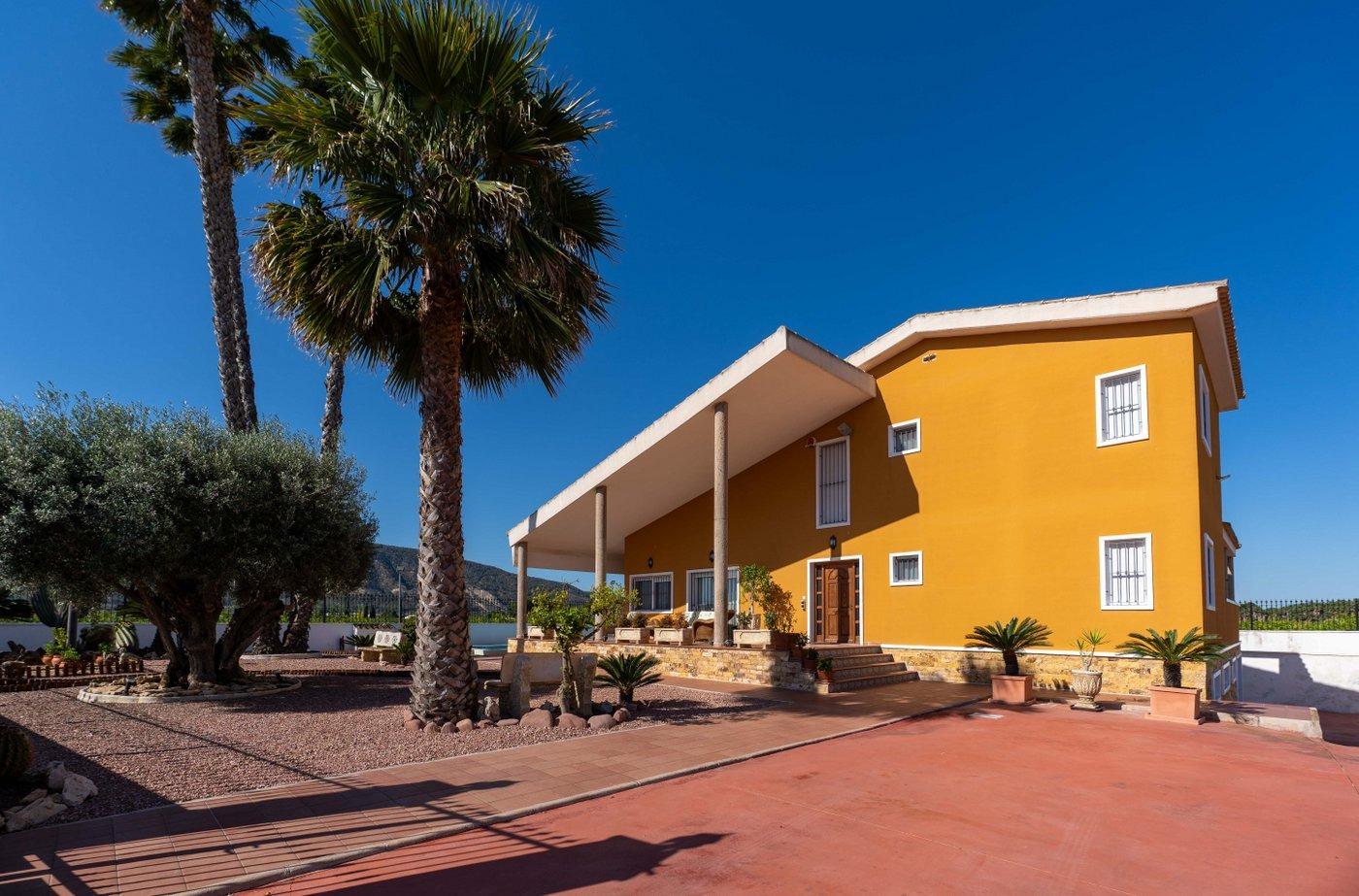 Villa for Sale in Orihuela, Alicante