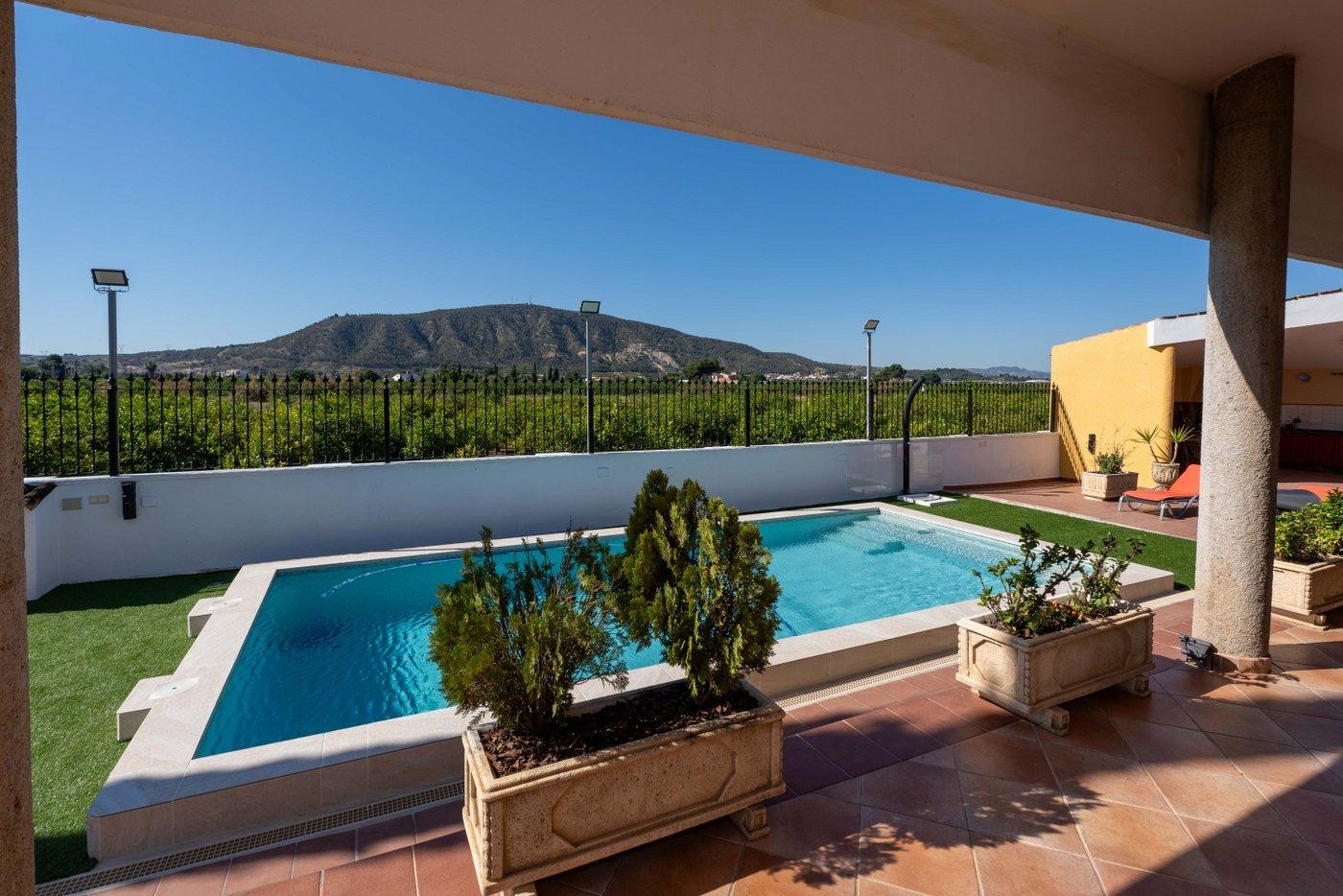 Villa for Sale in Orihuela, Alicante