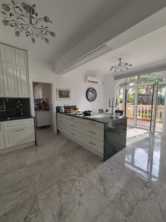 Finca for Sale in Daya Vieja, Alicante