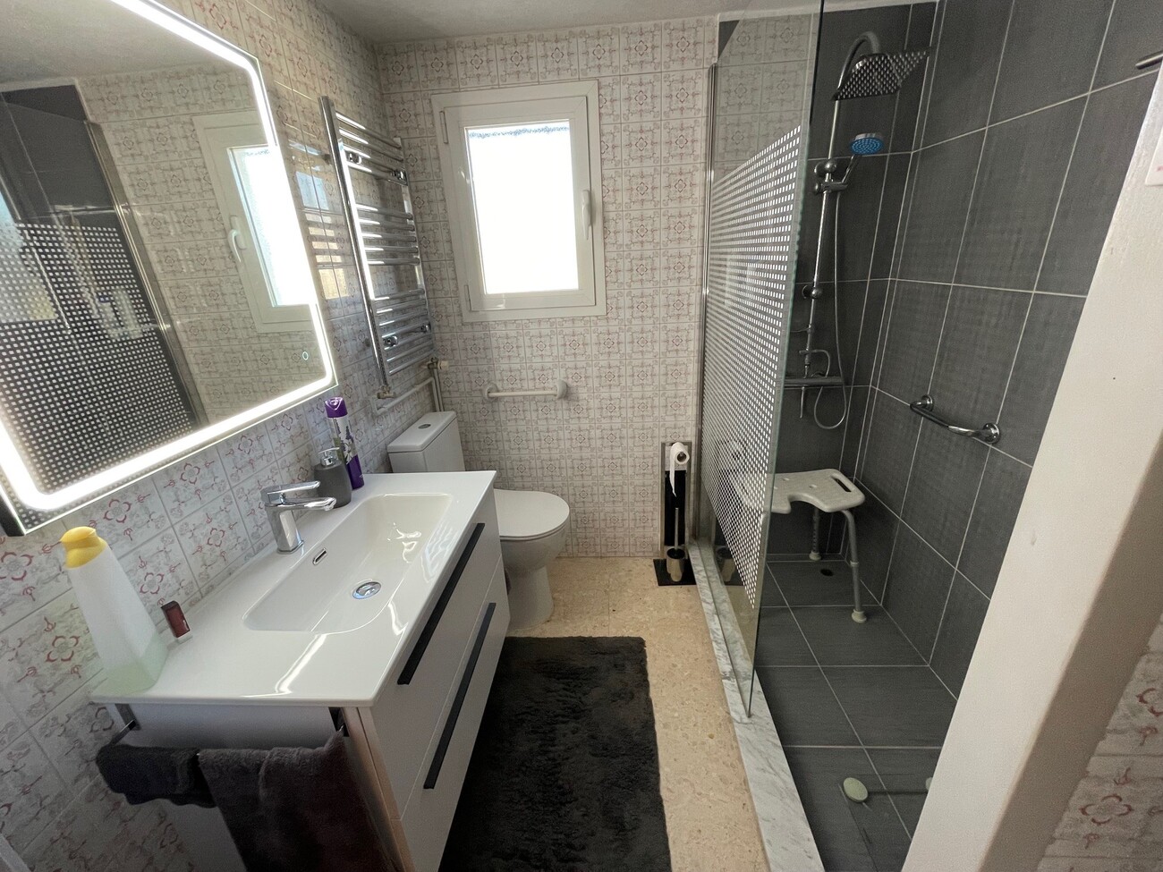 Villa for Sale in Alfas del Pi, Alicante
