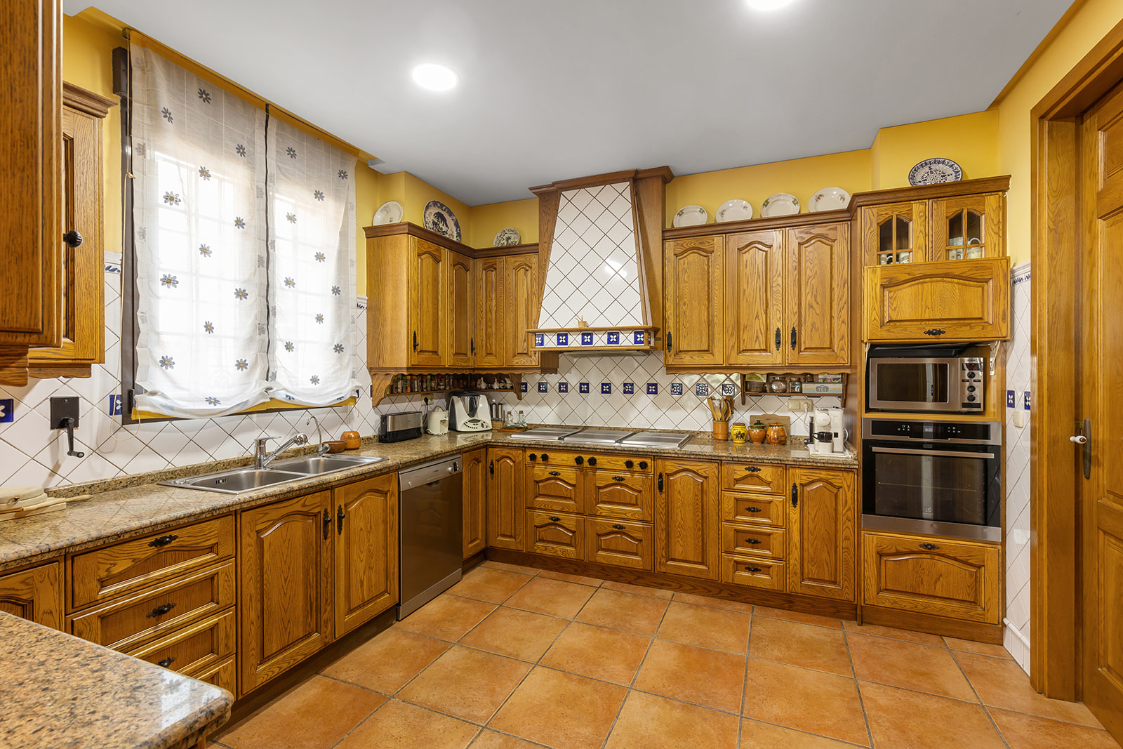Villa for Sale in Torrevieja, Alicante