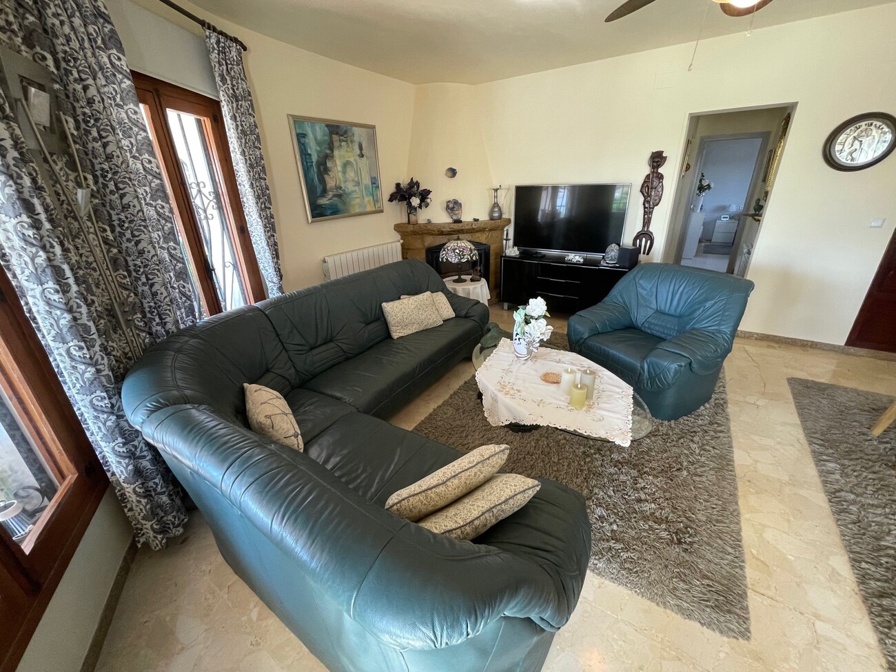 Villa for Sale in Alfas del Pi, Alicante