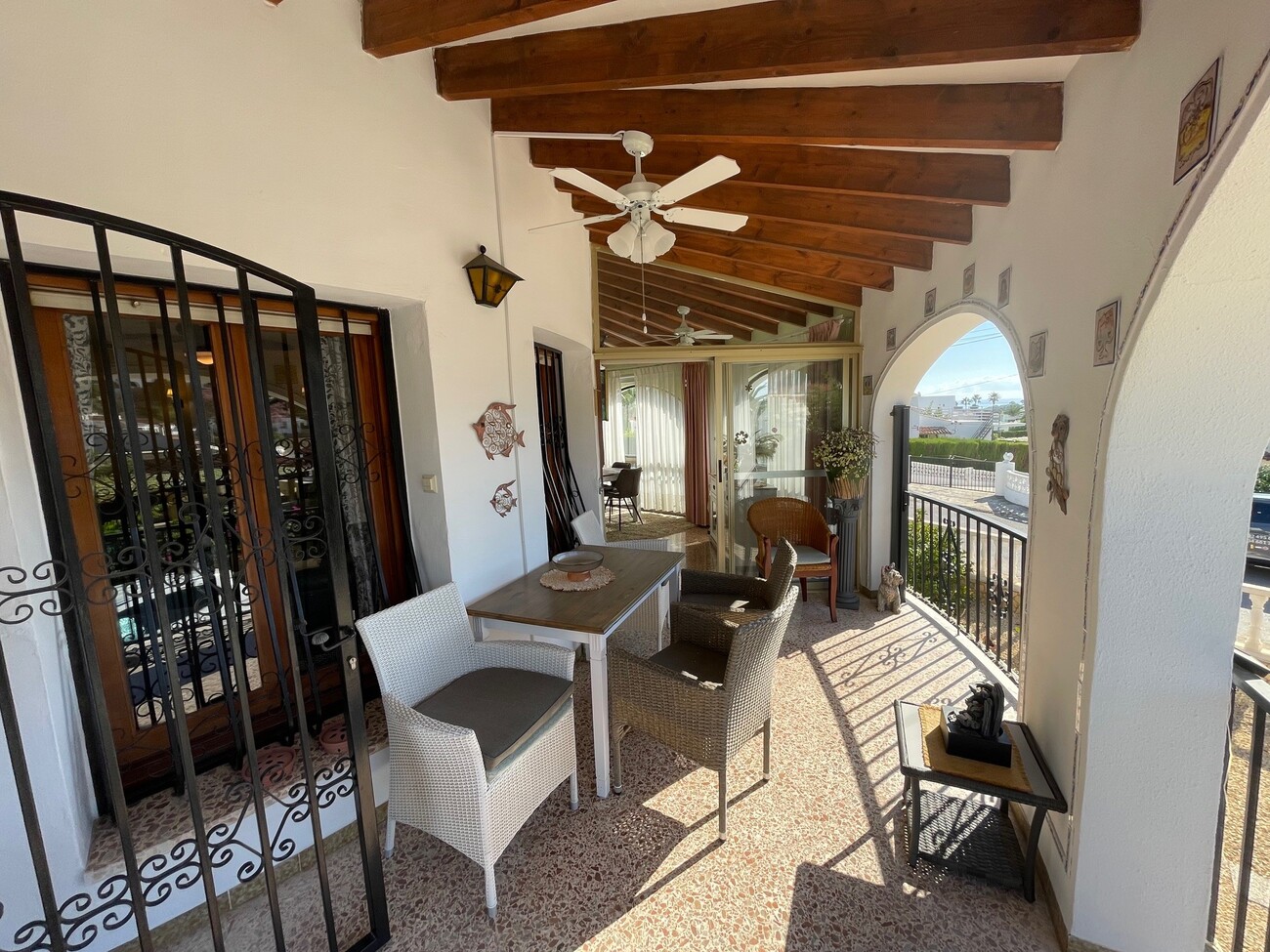 Villa for Sale in Alfas del Pi, Alicante