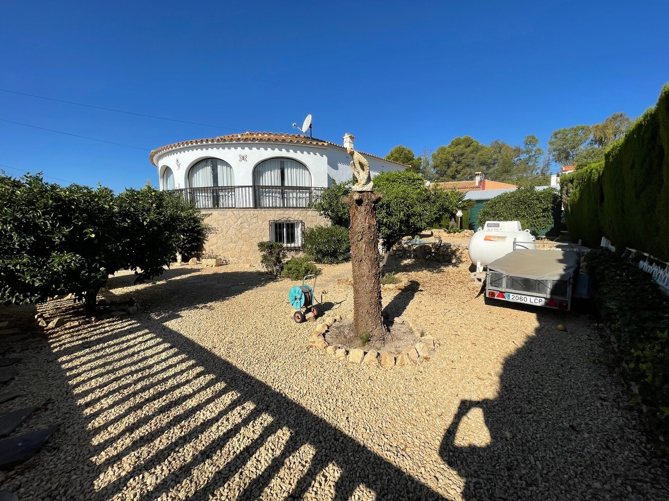 Villa for Sale in Alfas del Pi, Alicante