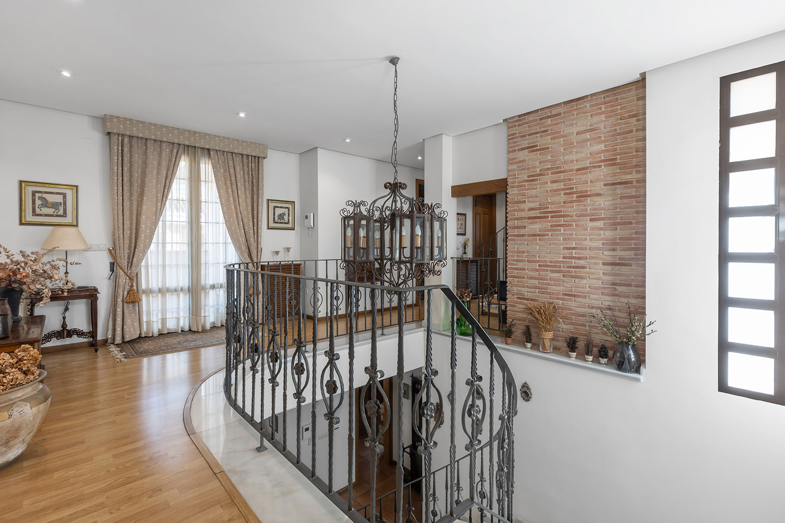 Villa for Sale in Torrevieja, Alicante