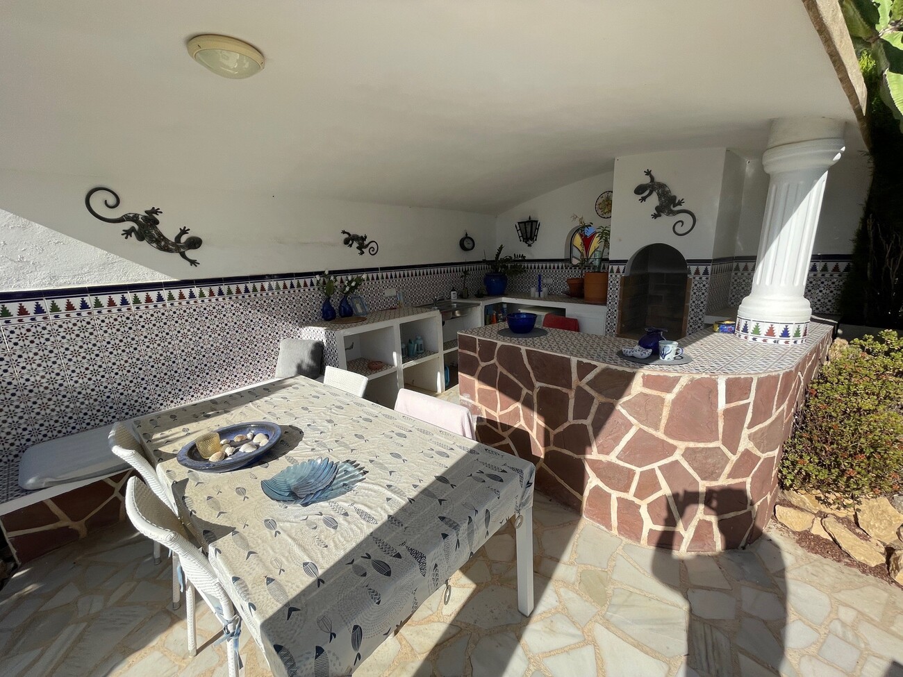 Villa for Sale in Alfas del Pi, Alicante