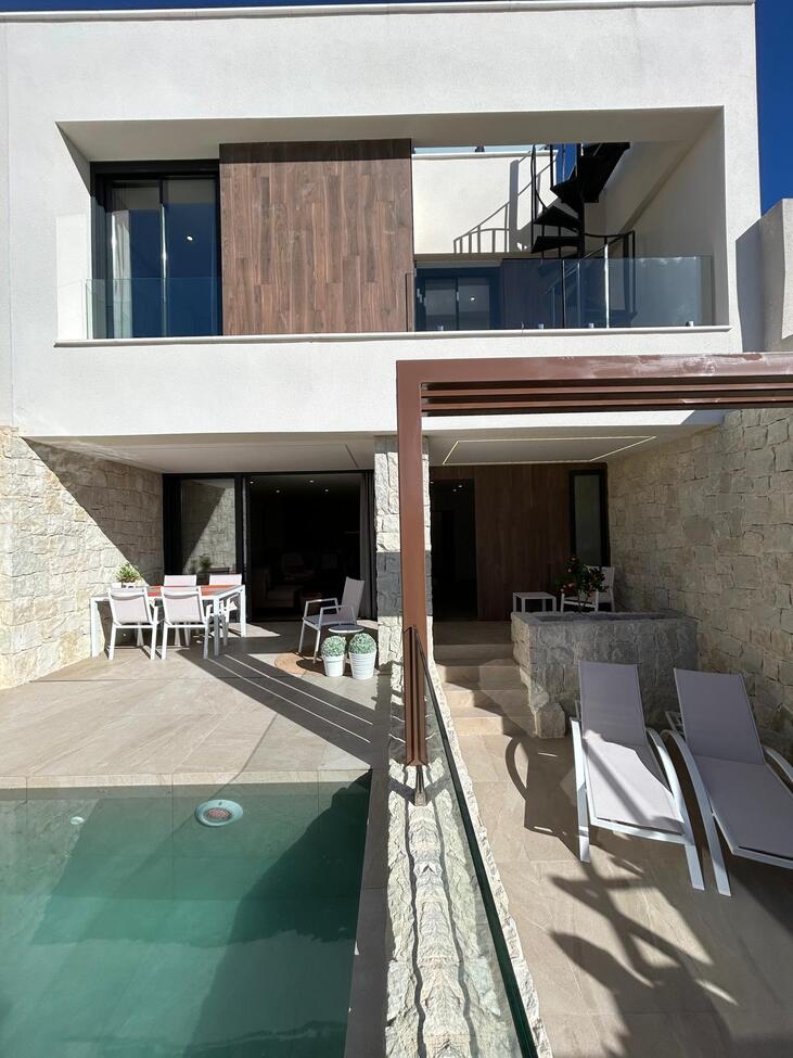 Town House for Sale in Dolores, Alicante