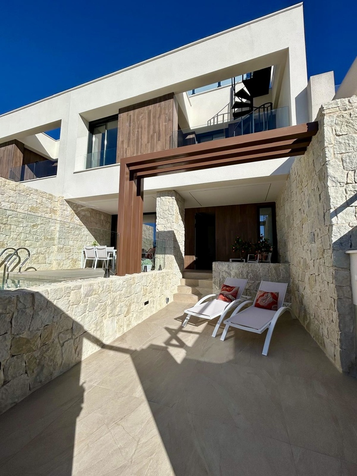 Town House for Sale in Dolores, Alicante