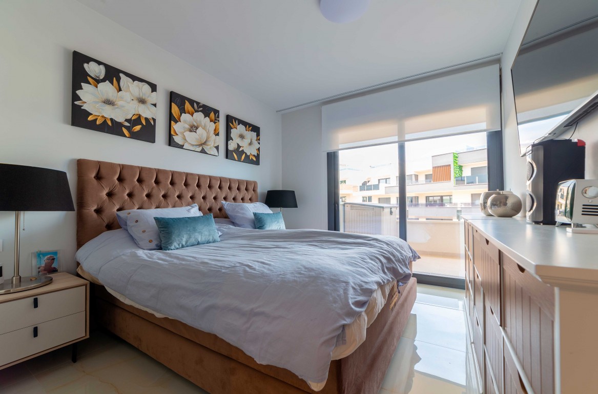 Apartment for Sale in Playa Flamenca, Alicante