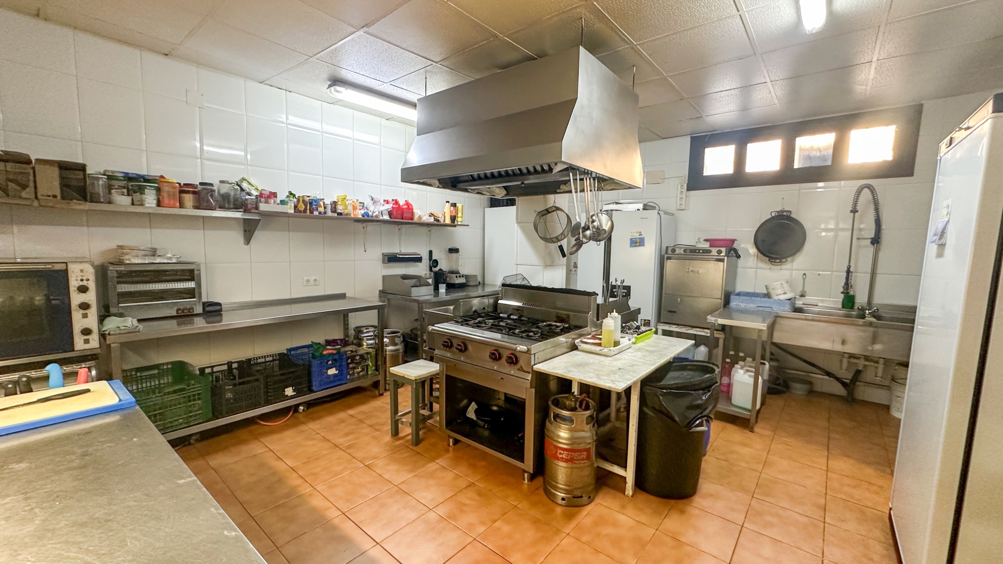Commercial for Sale in Torrevieja, Alicante
