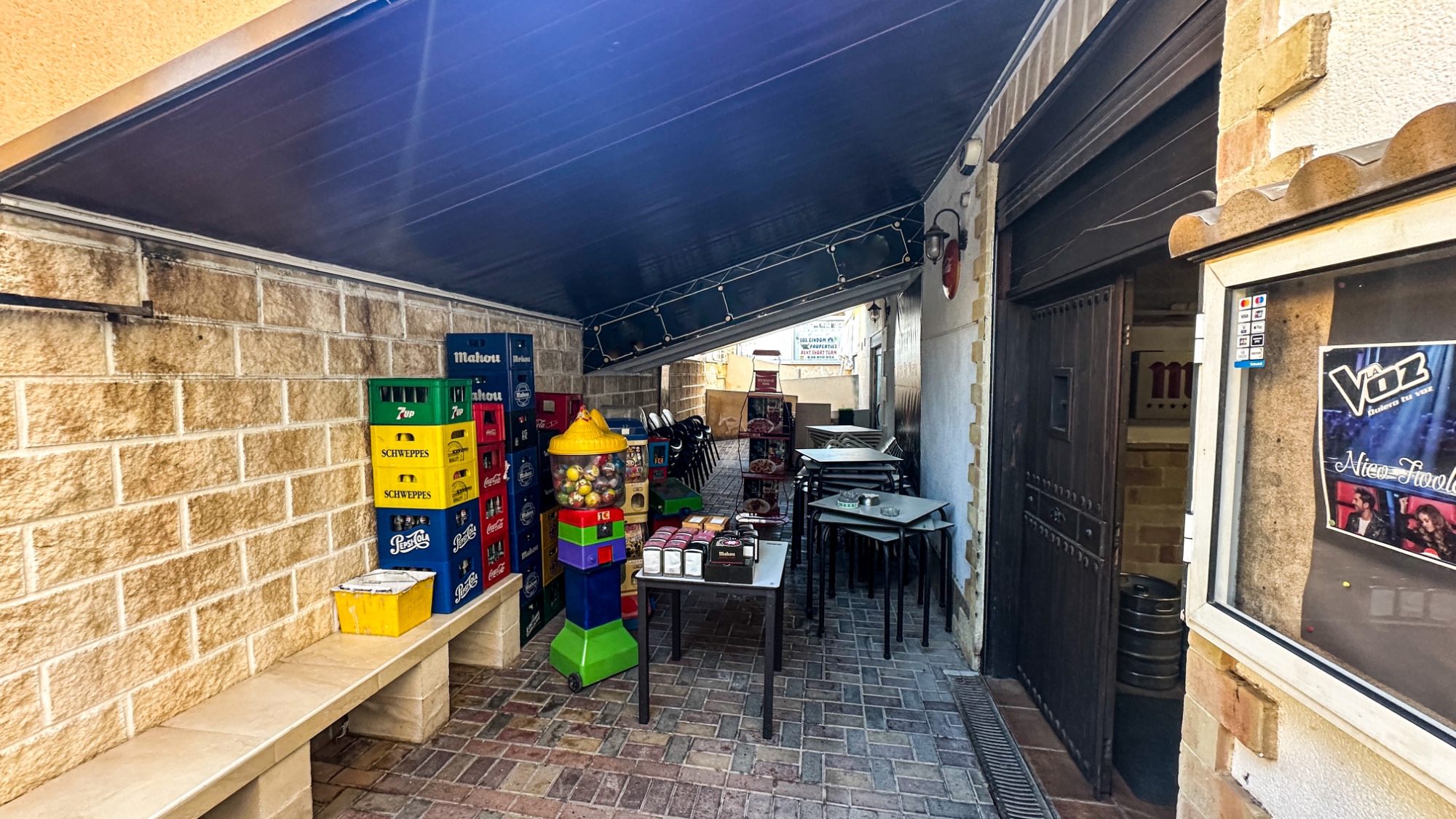 Commercial for Sale in Torrevieja, Alicante