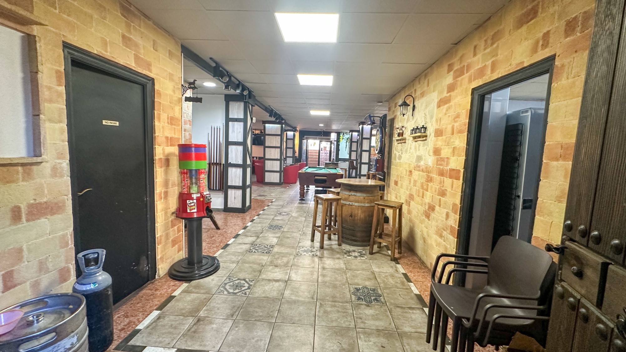 Commercial for Sale in Torrevieja, Alicante