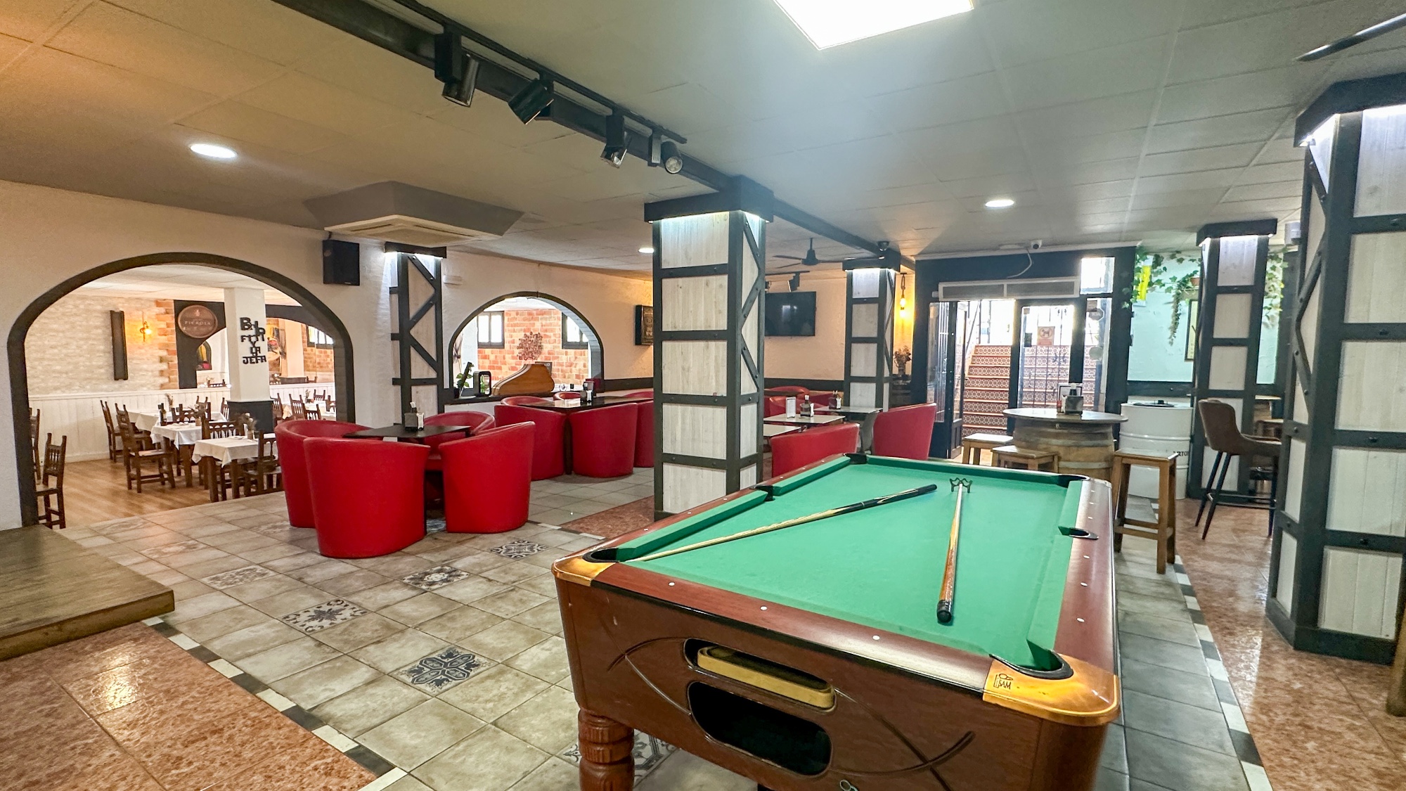 Commercial for Sale in Torrevieja, Alicante